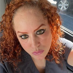 Meet your Posher, Claire🦂🐍🍀♏️☯️Celebrate this chance to be Alive & Breathing!